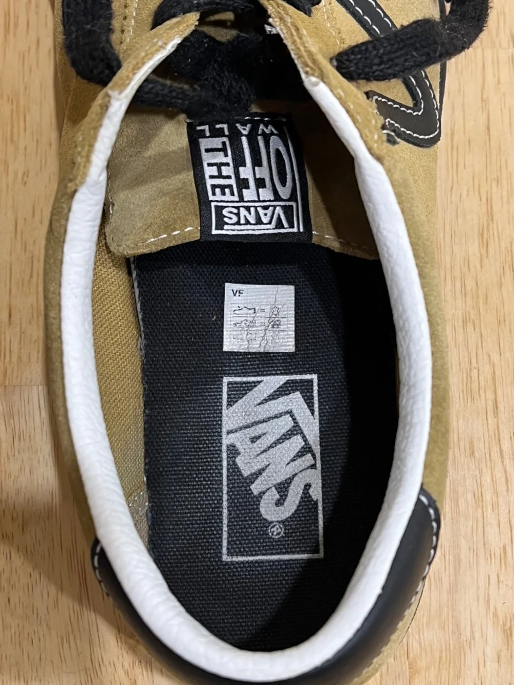 VANS Old Skool Tan Suede Sneaker Men's 11.0 Mens